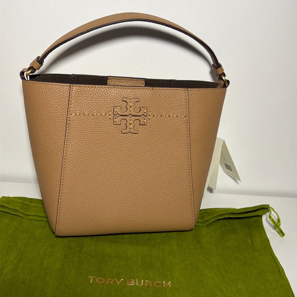 Tory Burch Pebbled Leather Shoulder Bag in Tan/Camel - Picture 7 of 7